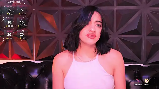 KasiaNoir  online show from January 20, 2025, 1:11 pm