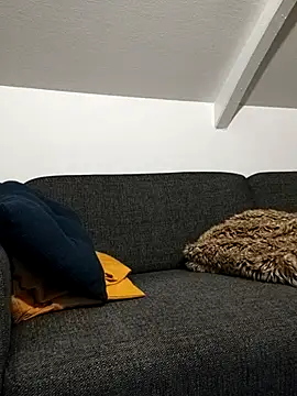 Analcholic online show from December 14, 2025, 7:40 pm