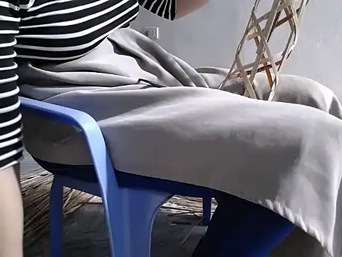 nolame18xxx online show from April 2, 2026, 12:58 pm