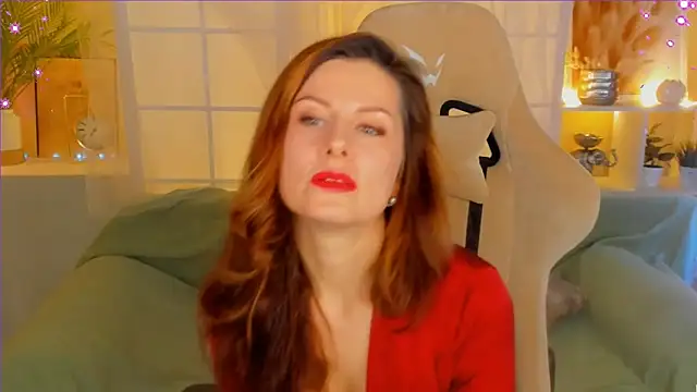 Snapshot of April_o_Nill chatting on December 18, 2024, 3:44 pm April o Nill online show from December 18, 2024, 3:44 pm