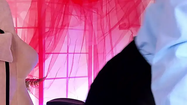 Snapshot of April_o_Nill chatting on November 22, 2025, 5:23 pm April o Nill online show from November 22, 2025, 5:23 pm