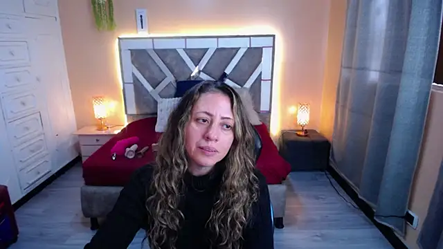 miss hanna07 online show from February 24, 2025, 6:36 pm