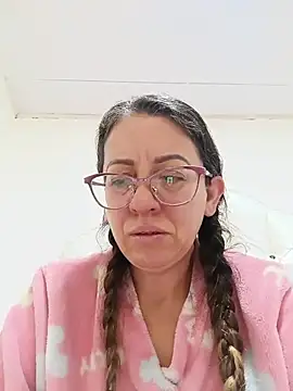 Snapshot of miss_hanna07 chatting on July 18, 2026, 2:43 pm miss hanna07 online show from July 18, 2026, 2:43 pm