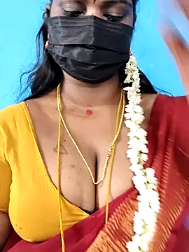 Snapshot of mayaa2u chatting on May 29, 2026, 2:37 pm mayaa2u online show from May 29, 2026, 2:37 pm