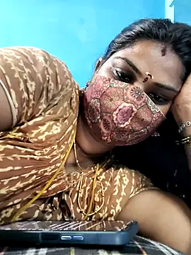 Snapshot of mayaa2u chatting on July 13, 2026, 7:55 am mayaa2u online show from July 13, 2026, 7:55 am