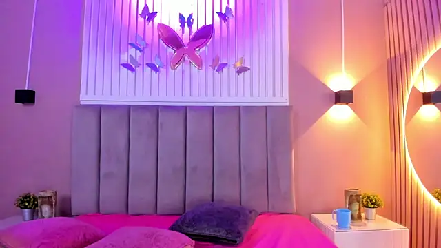Snapshot of diosa_cristal chatting on February 15, 2025, 3:52 am diosa cristal online show from February 15, 2025, 3:52 am