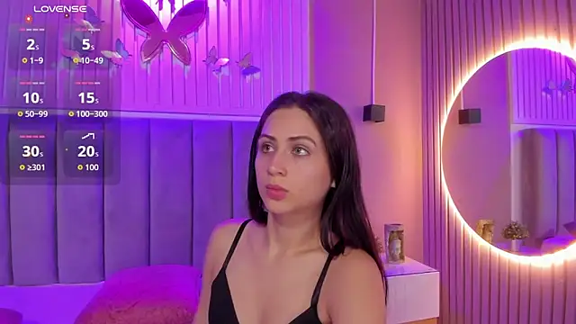 Snapshot of diosa_cristal chatting on October 21, 2025, 4:02 am diosa cristal online show from October 21, 2025, 4:02 am