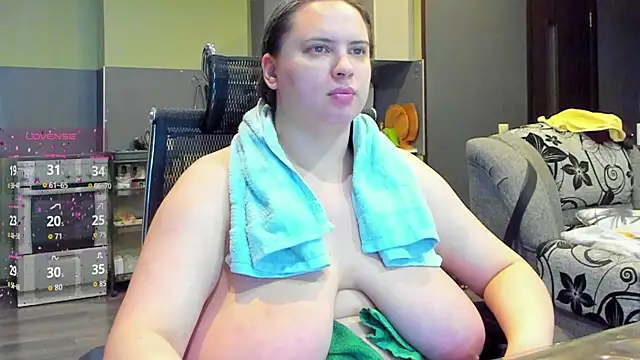 Snapshot of 1lindsey1 chatting on October 10, 2025, 1:04 am 1lindsey1 online show from October 10, 2025, 1:04 am