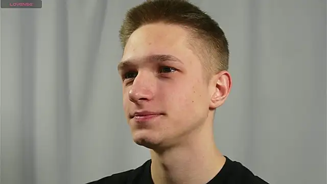 dustyn fox online show from January 4, 2025, 2:56 pm