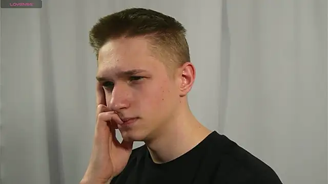 dustyn fox online show from January 5, 2025, 2:41 pm