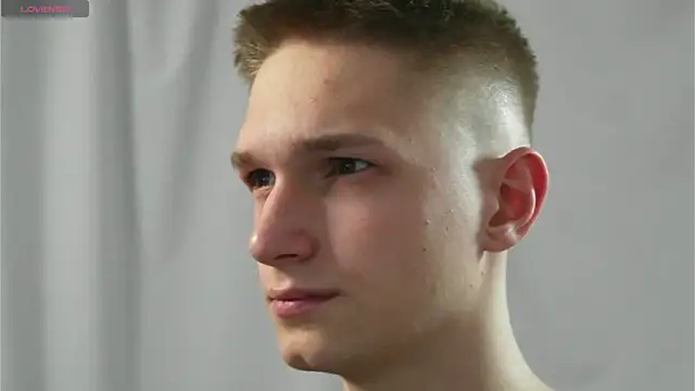 dustyn fox online show from January 10, 2025, 2:02 pm