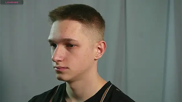 dustyn fox online show from January 21, 2025, 2:05 pm