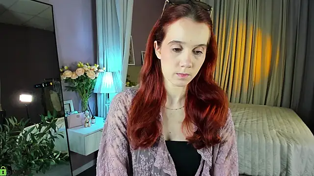 Snapshot of Dearly_Emily chatting on July 4, 2026, 5:19 pm Dearly Emily online show from July 4, 2026, 5:19 pm
