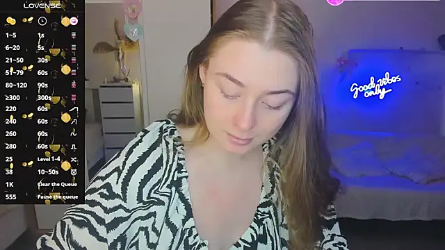 Demure Smile online show from February 21, 2025, 5:02 am