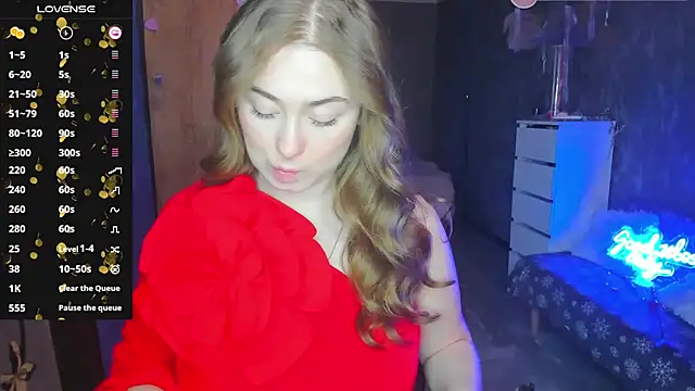 Demure Smile online show from March 5, 2025, 7:38 am