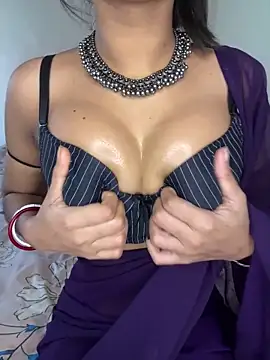 Hot-sexy222 online show from December 24, 2024, 2:54 am