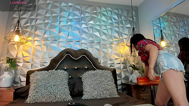 BarbaraTyleer online show from March 5, 2026, 1:18 pm