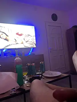 Desinger996 online show from April 18, 2026, 2:26 am