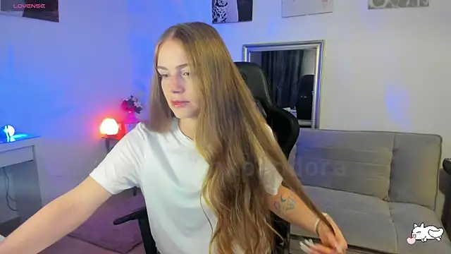 Piinkpandora online show from October 10, 2025, 9:36 pm