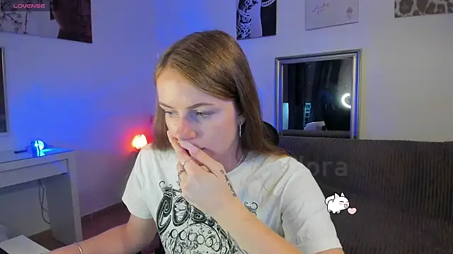 Piinkpandora online show from October 16, 2025, 2:29 pm