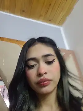 AliceMiller 2 online show from November 26, 2025, 10:11 pm