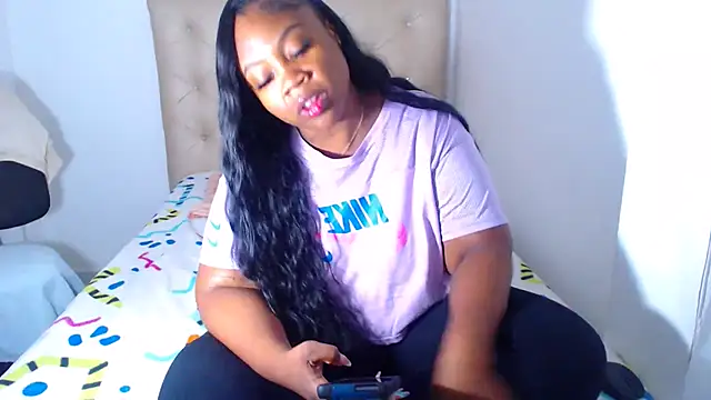 Snapshot of Megaanfox chatting on November 10, 2025, 3:11 pm Megaanfox online show from November 10, 2025, 3:11 pm