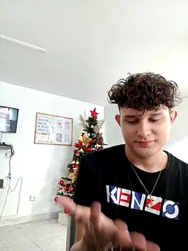 Snapshot of Nathan_Bluee chatting on December 30, 2024, 1:03 pm Nathan Bluee online show from December 30, 2024, 1:03 pm