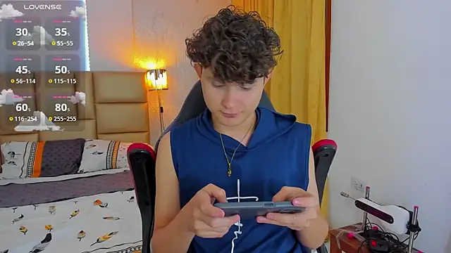 Snapshot of Nathan_Bluee chatting on January 16, 2025, 1:14 pm Nathan Bluee online show from January 16, 2025, 1:14 pm