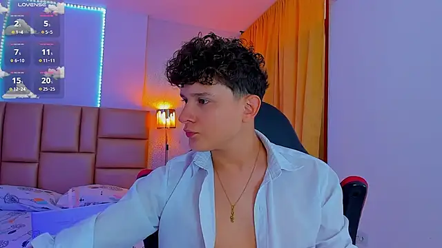 Snapshot of Nathan_Bluee chatting on February 28, 2025, 1:03 pm Nathan Bluee online show from February 28, 2025, 1:03 pm