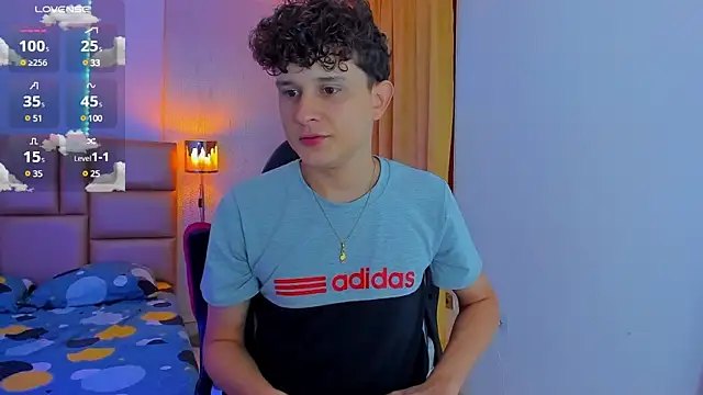 Snapshot of Nathan_Bluee chatting on March 14, 2025, 2:08 pm Nathan Bluee online show from March 14, 2025, 2:08 pm