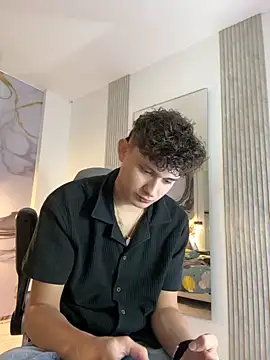 Snapshot of Nathan_Bluee chatting on September 9, 2025, 11:43 am Nathan Bluee online show from September 9, 2025, 11:43 am