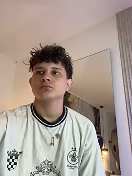 Snapshot of Nathan_Bluee chatting on September 15, 2025, 11:32 am Nathan Bluee online show from September 15, 2025, 11:32 am