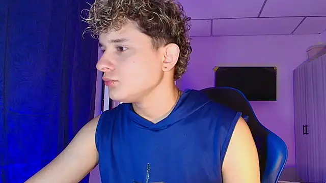 Nathan Bluee online show from July 19, 2026, 4:33 pm