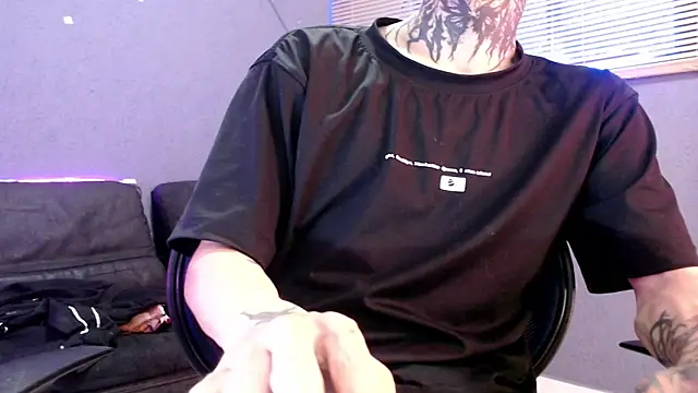 Andy bapho online show from September 28, 2025, 3:06 pm