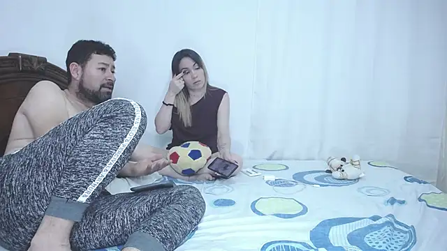 ambar jacksonn online show from October 26, 2025, 4:07 am