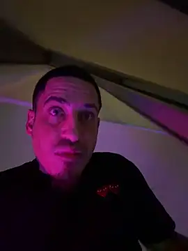 Snapshot of juicyj1311 chatting on March 16, 2026, 5:55 am juicyj1311 online show from March 16, 2026, 5:55 am