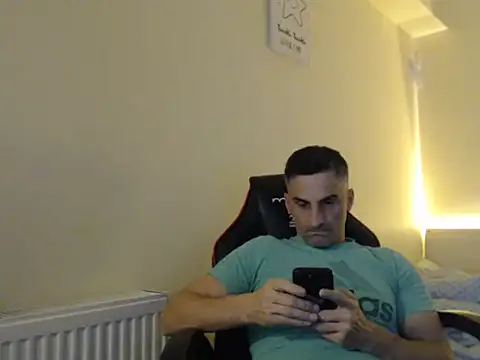 amydamarw online show from February 19, 2026, 5:42 pm