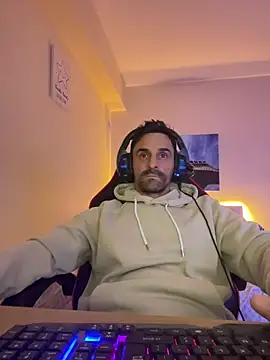 amydamarw online show from February 27, 2026, 5:57 pm