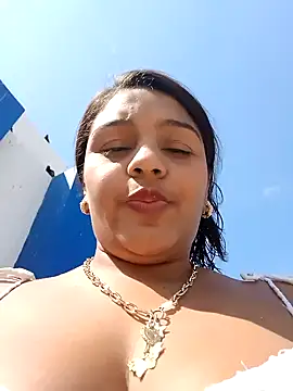 anaesca online show from March 12, 2025, 2:34 pm