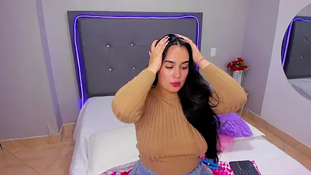 emma lye online show from February 1, 2025, 2:16 am