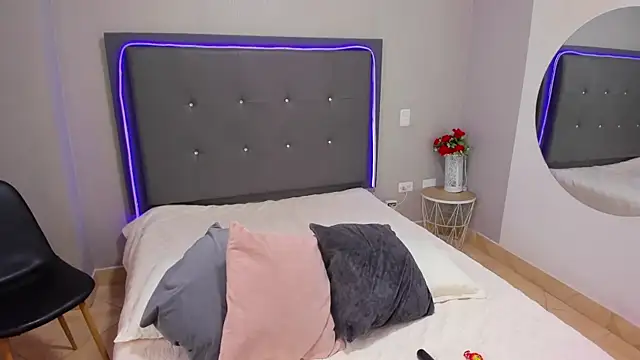 emma lye online show from February 11, 2025, 9:14 pm