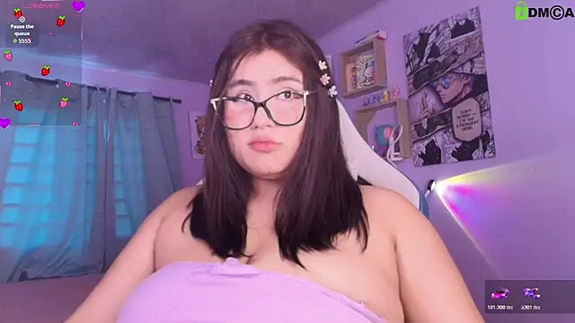 juli juliana online show from June 13, 2026, 7:34 pm