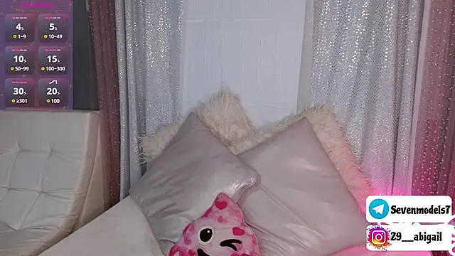 Abigail 29 online show from February 26, 2025, 12:14 pm