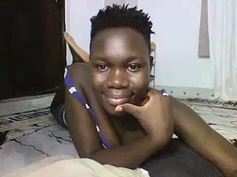 sexyqueen02 online show from February 17, 2025, 1:36 am