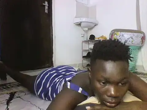 sexyqueen02 online show from February 19, 2025, 2:44 am