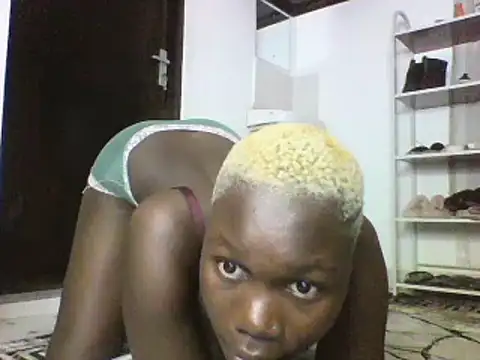 sexyqueen02 online show from March 5, 2025, 10:44 am