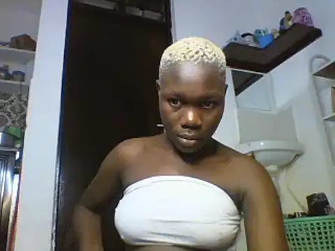 sexyqueen02 online show from March 18, 2025, 2:36 am