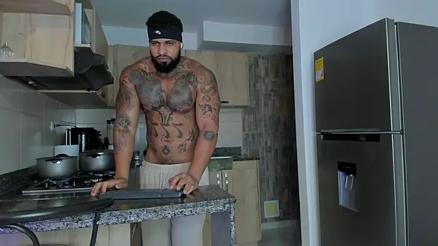 Snapshot of zaiin_diesel chatting on March 6, 2025, 6:05 pm zaiin diesel online show from March 6, 2025, 6:05 pm