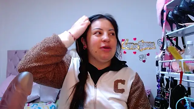 lanaqueen699 online show from March 13, 2026, 12:23 pm