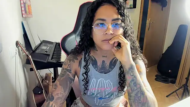 Ama music online show from October 16, 2025, 7:42 am